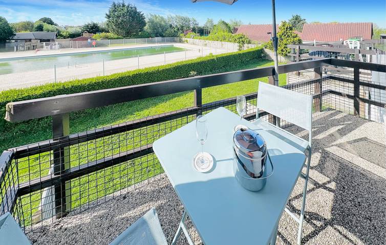 Gîte pour 4 personnes, avec piscine et terrasse à Bredene - 2