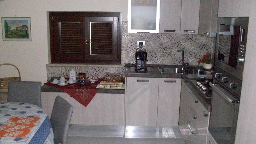 Ferienwohnung für 4 Personen, mit Balkon und Terrasse sowie Garten und Pool in Fara in Sabina - 4