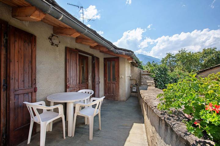 Gîte pour 4 personnes, avec jardin, animaux acceptés à Comune di Saint-Pierre