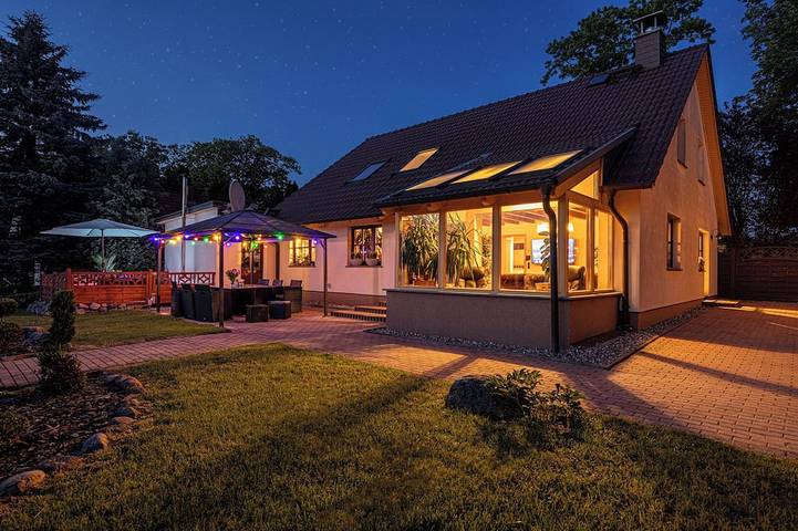 5 Sterne Ferienhaus mit Sauna & Whirlpool. Perfekt für die ganze Familie. in Bellin, Krakow am See