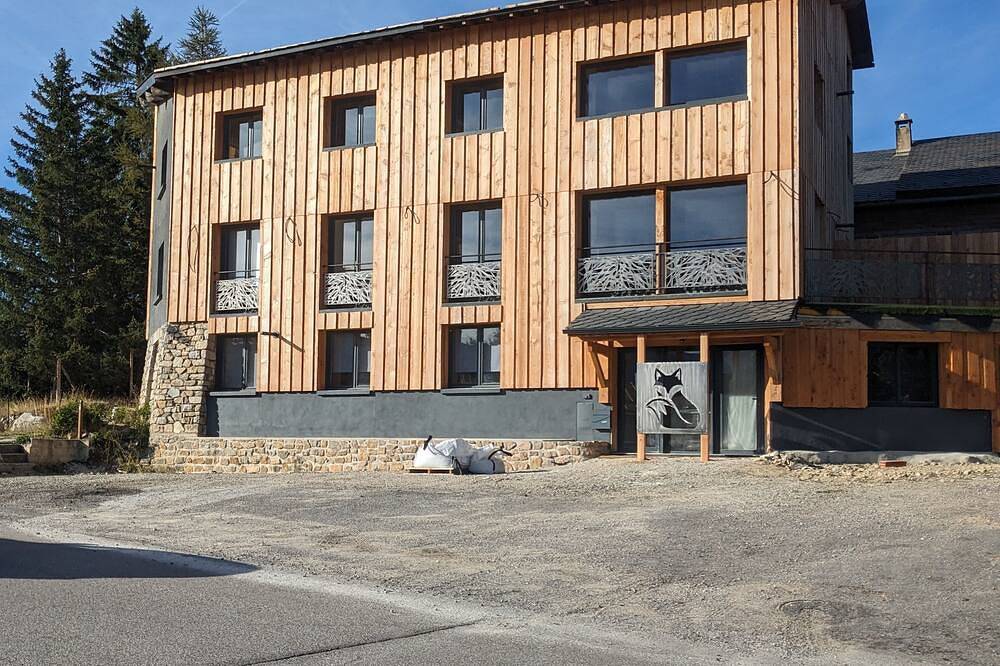 Entire apartment, La Marmotte Rénovation de Standing Située en Sortie de Village, Vers Les Angles in Formiguères, Parc naturel régional des Pyrénées catalanes