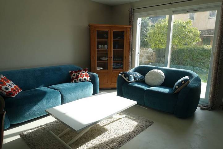 Location de vacances pour 4 personnes, avec jardin ainsi que terrasse et jacuzzi à Valbonne - 4