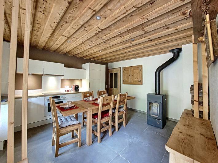 Gîte pour 6 personnes, avec jardin à Saint-Jean-d'Aulps - 4