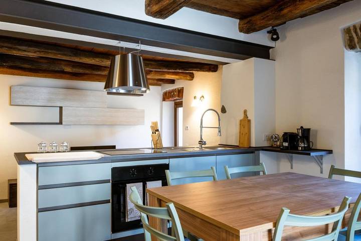 Location de vacances pour 6 personnes, avec balcon dans Massino Visconti