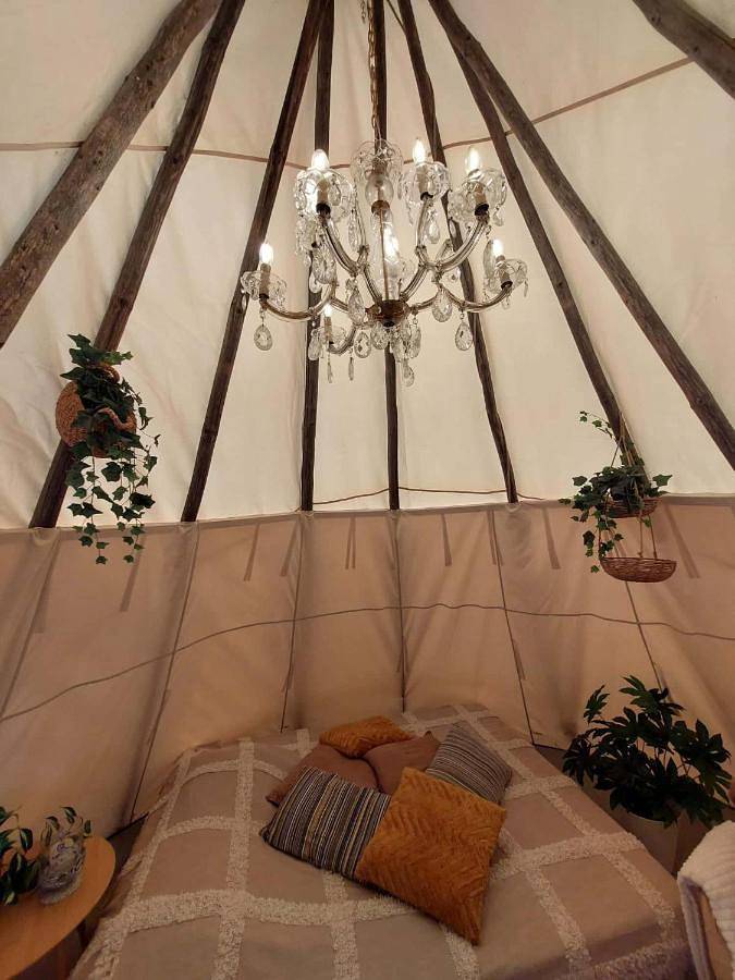 Hemma fran Hemma - Tipi Glamping in Jönköpings län