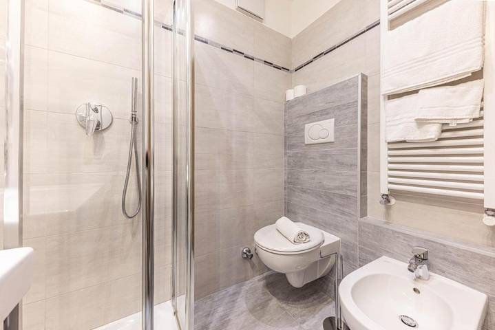 Hôtel pour 3 personnes, avec terrasse et vue, animaux acceptés à Transacqua - 2