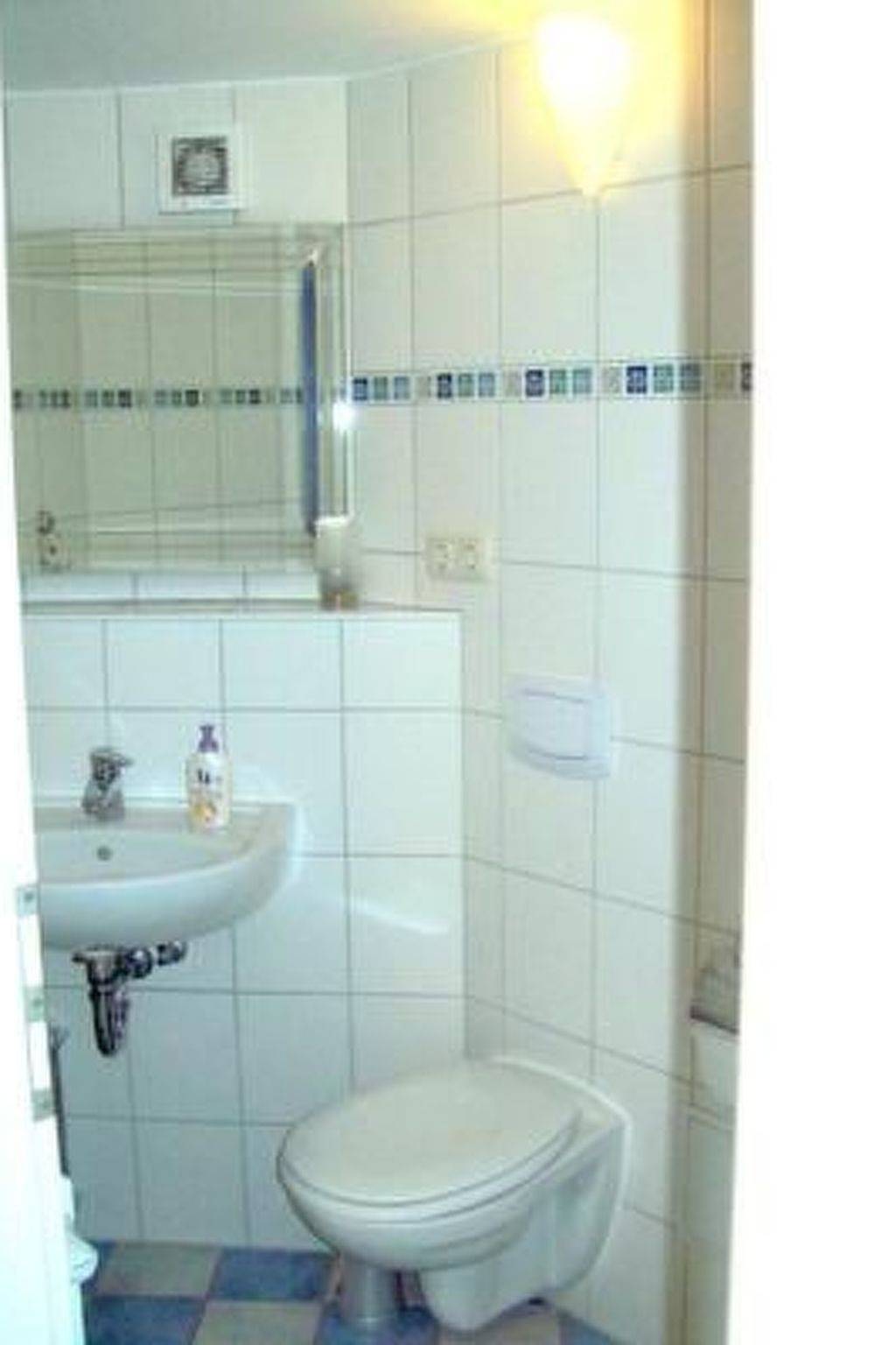 Ganze Wohnung, Silo mit kleinem Garten in Poppendorf, Rostock und Umgebung