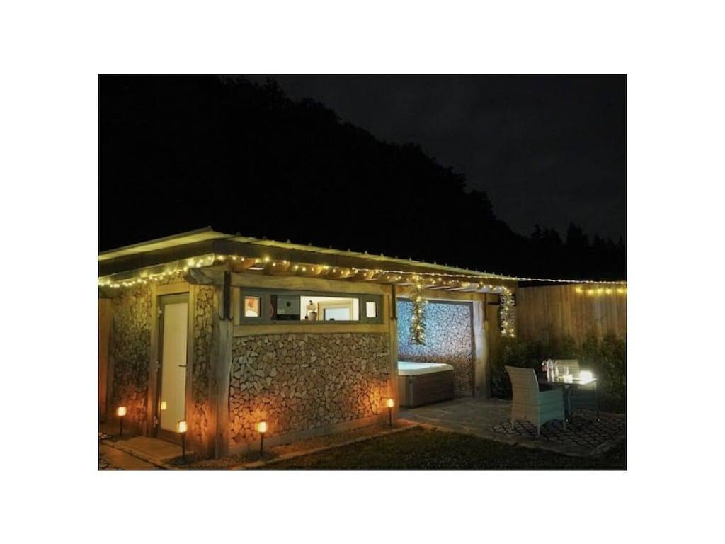 Ganze Wohnung, Glamping Wellness Lounge in Bollendorf, Eifelkreis Bitburg-Prüm