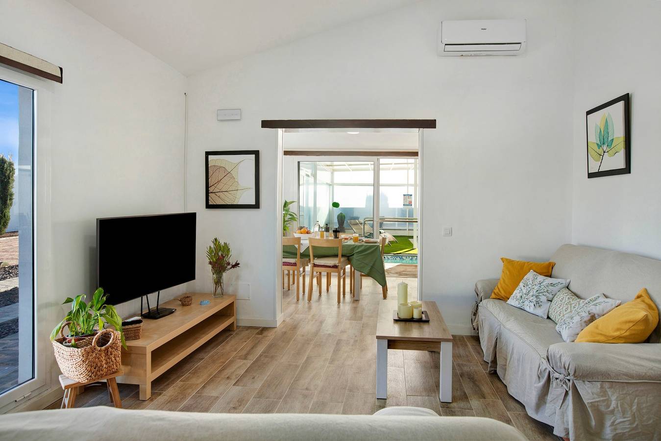 Ferienhaus 'Los Cipreses' mit Bergblick, Indoor Pool, Garten & Wlan in Ingenio, Gran Canaria Osten