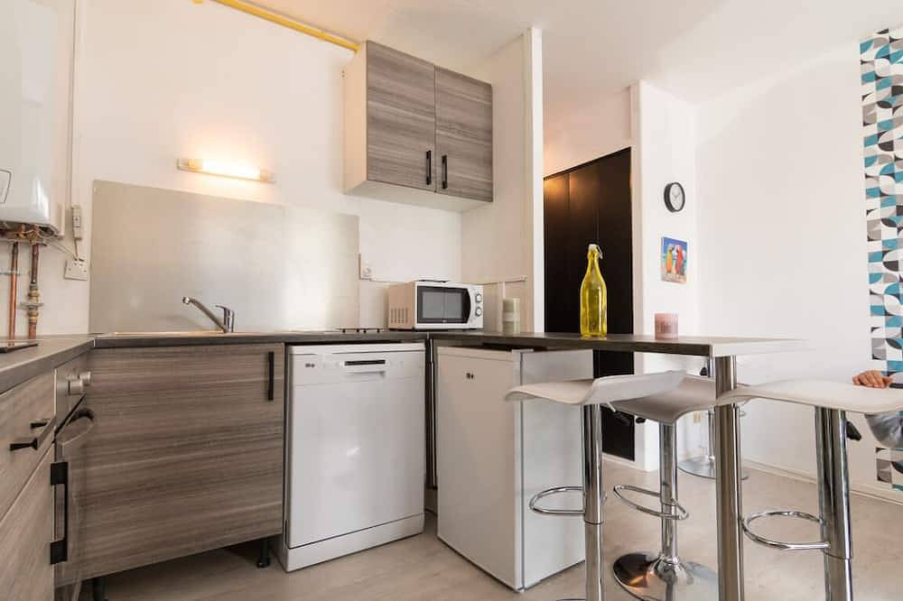 Apartamento entero, Acogedor estudio centro ciudad + aparcamiento privado. in Lourdes (Altos Pirineos), Altos Pirineos