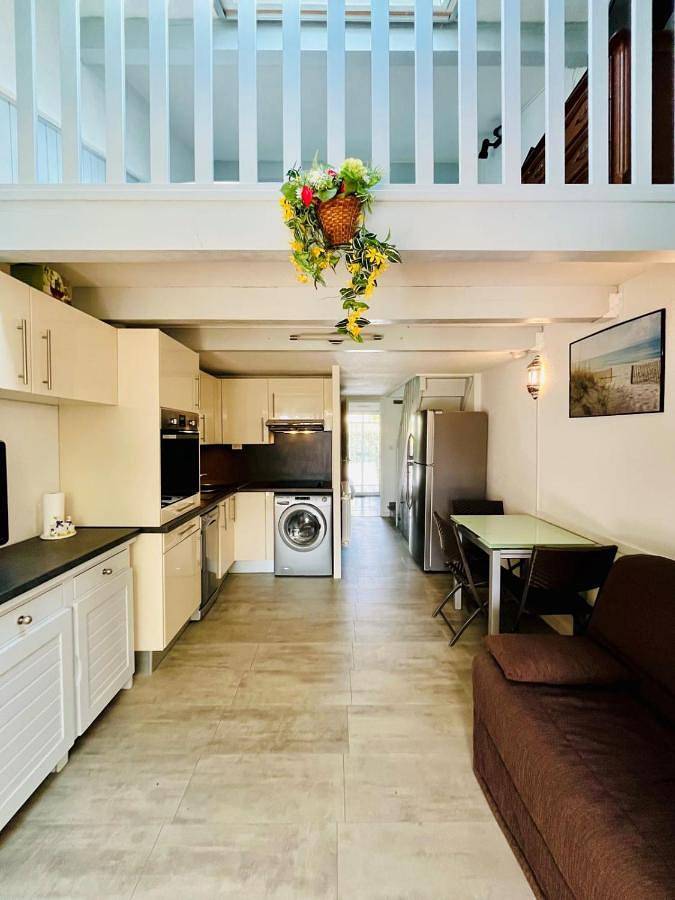 Location de vacances pour 6 personnes, avec piscine dans Plage des Aresquiers - 4