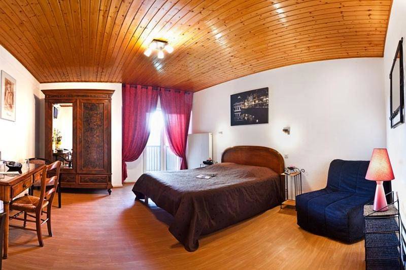 Comfort Double Room in Eschbach-au-Val, Parc naturel régional des Ballons des Vosges