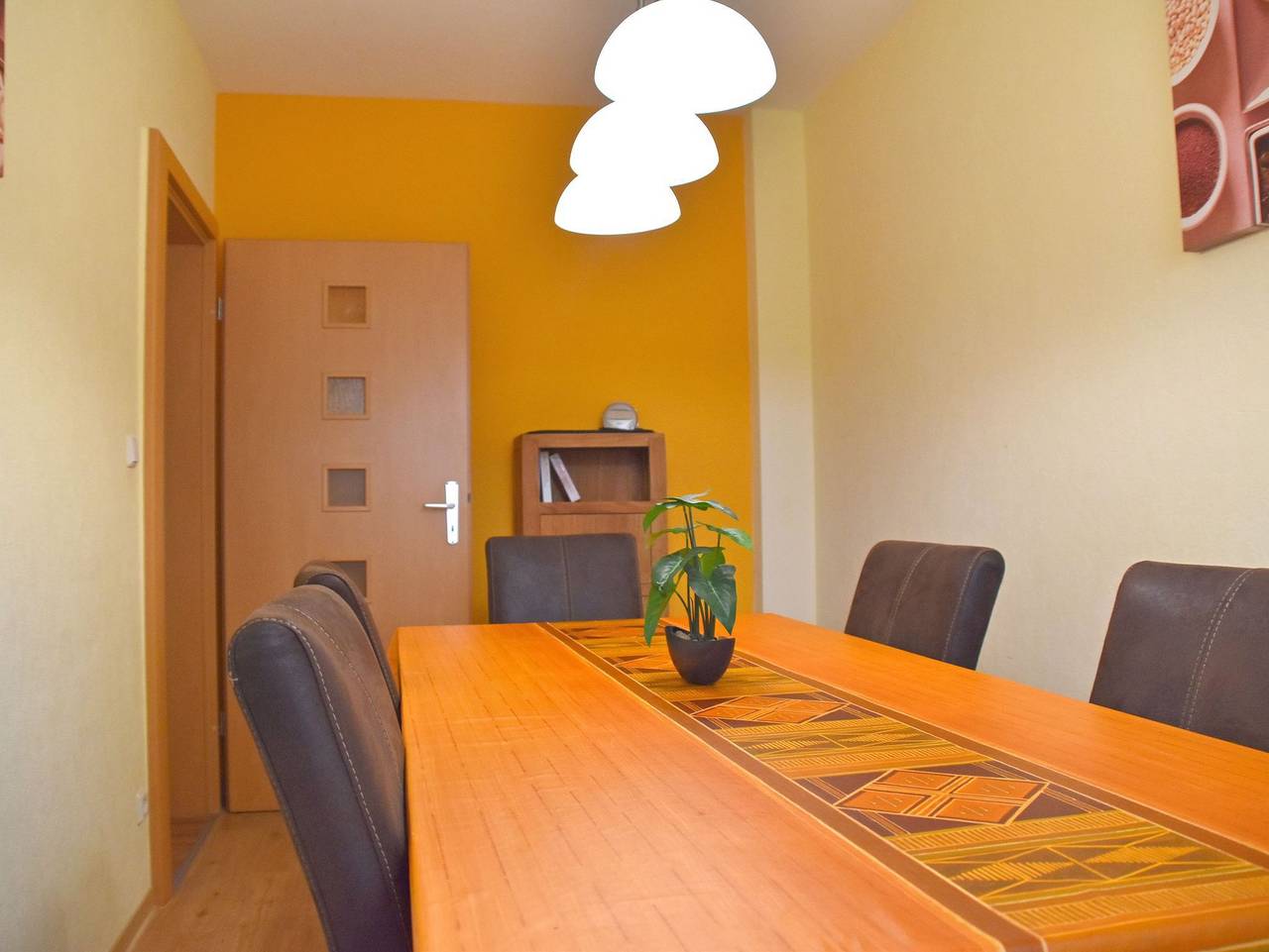 Ganze Ferienwohnung, Guwo Gästewohnung Friedrich-Schiller-Str. 27 - Guwo Gästewohnungen Friedrich-Schiller-Str. 27 in Guben, Cottbus und Umgebung