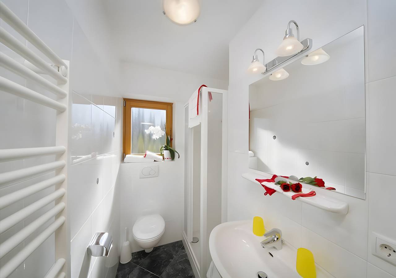 Apartment 'Tratterhof' mit Bergblick, Gemeinschaftsgarten und Wlan in Hafling, Sarntaler Alpen