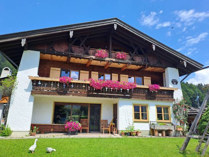Ferienwohnung für 2 Personen, mit Balkon und Ausblick in Kreuth