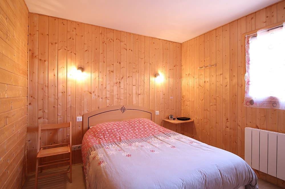 Le Mont-Dore : Chalet 4 chambres avec garage et terrasse in Mont-Dore, Parc naturel régional des Volcans d'Auvergne