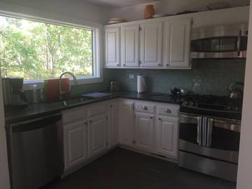 Vacation Home for 4 Guests in Northwest Harbor, North Fork, Picture 1