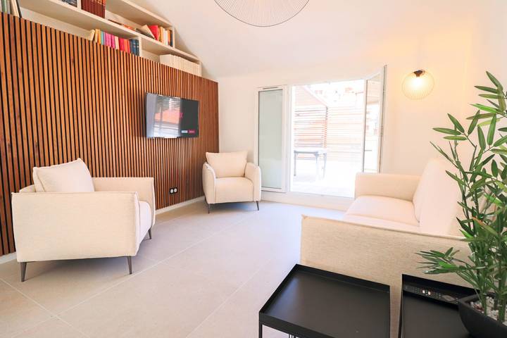 Gîte pour 6 personnes, avec balcon dans Cinema Les Arcades Ales - 2