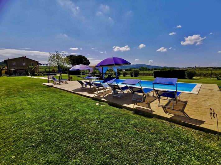 Ganze Ferienwohnung, Ferienwohnung mit Pool  in Torgiano, Perugia Provinz