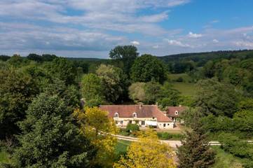 Gîte pour 4 personnes, avec jardin ainsi que vue sur le lac et vue dans Rémalard-en-Perche