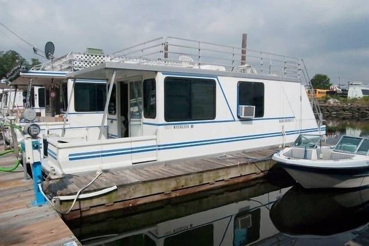 Holiday rental for 4 people, with pool and terrace in Brooklyn