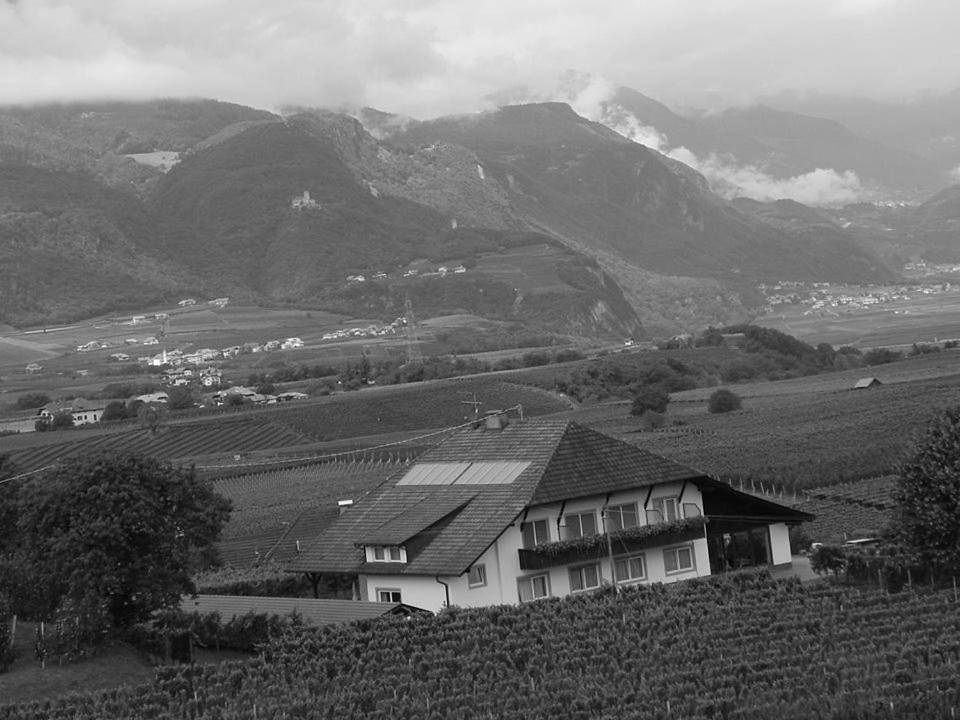 Double Room in Girlan, Eppan an der Weinstraße