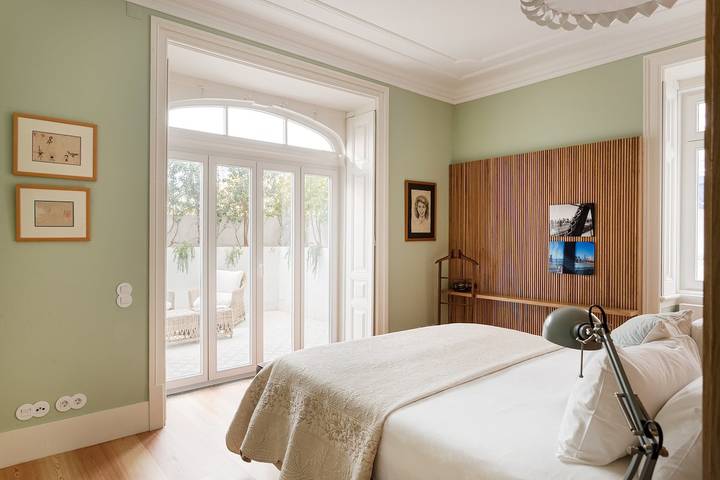 Apartamento entero, Elegant 3Br Lapa Residence | Balcony, Ac & Parking in Lapa, Lisboa