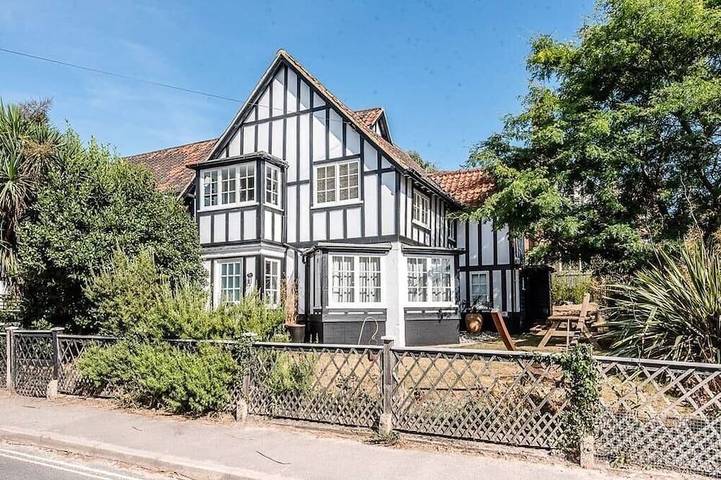 Holiday rental for 8 people, with terrace and garden, with pets in Thorpeness