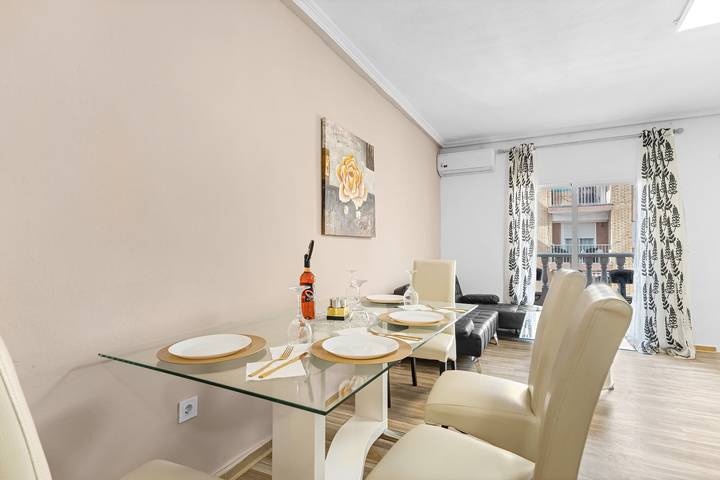 Vacation rental for 7 people in Torrevieja