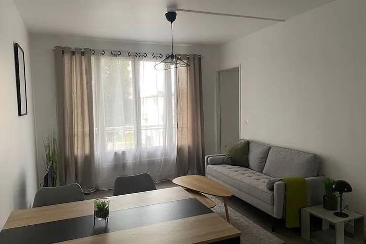 Appartement entier, Le nid douillet à 500m de la gare in Évreux, Région d'Évreux