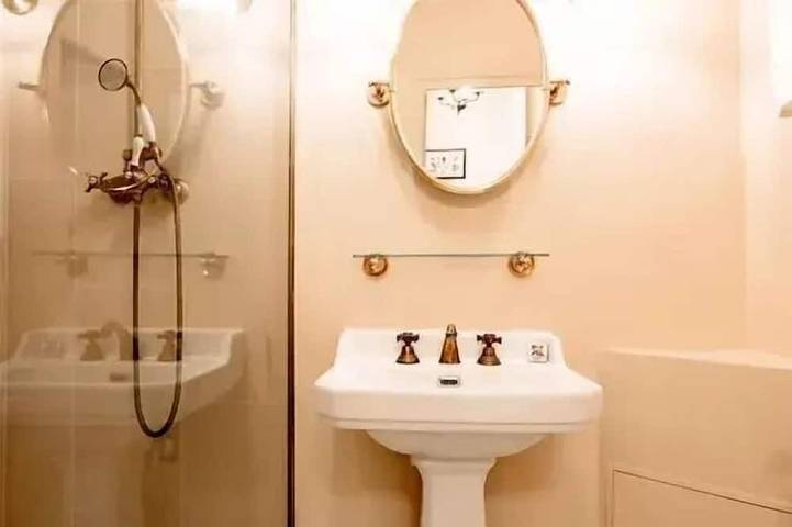 Location de vacances pour 2 personnes, animaux acceptés à Ermenonville - 2