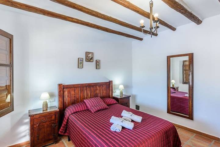 Cantoblanco I Viñuela in Los Romanes, Benamargosa