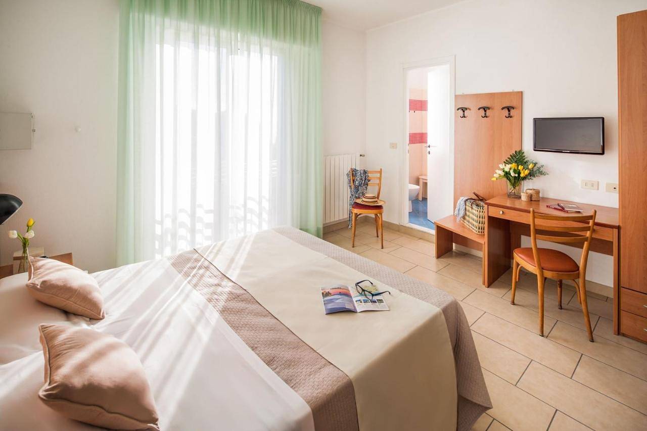 Hotel Europa in Bagni Castelletto beach, Commune de Finale Ligure