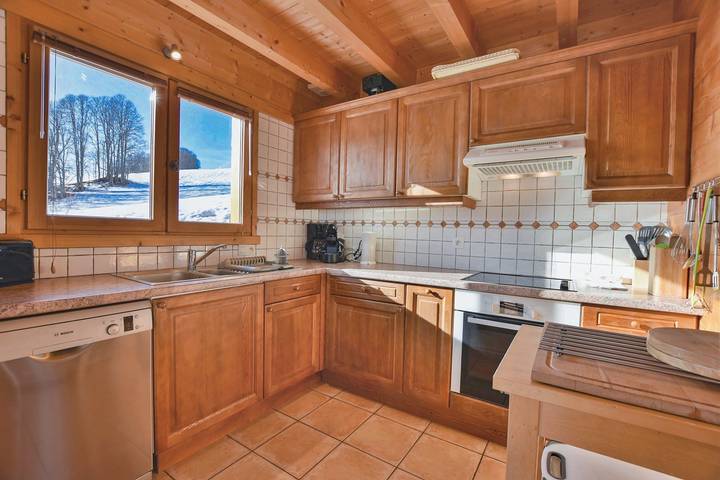 Chalet pour 12 personnes, avec terrasse, animaux acceptés à Le Grand-Bornand - 4