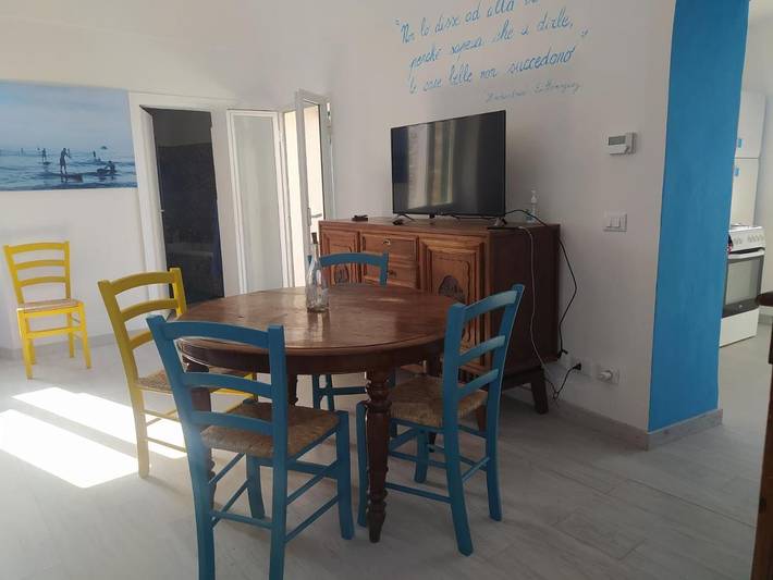 Gîte pour 5 personnes, avec vue et terrasse à Pompeiana