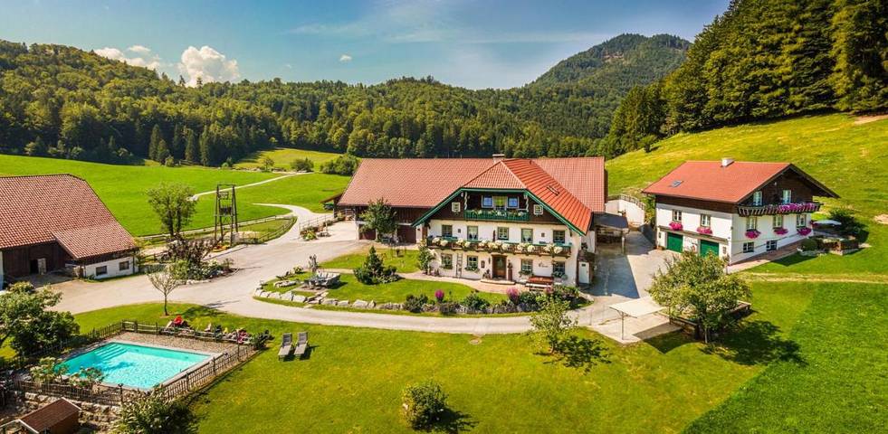 Ferienwohnung für 2 Personen, mit Balkon und Garten sowie Ausblick in Fuschl am See - 2