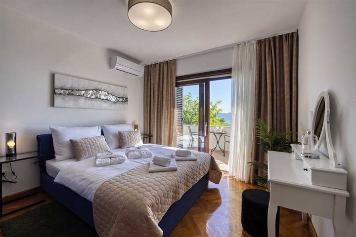Ferienhaus für 10 Personen, mit Whirlpool und Garten, kinderfreundlich in Petrcane - 4