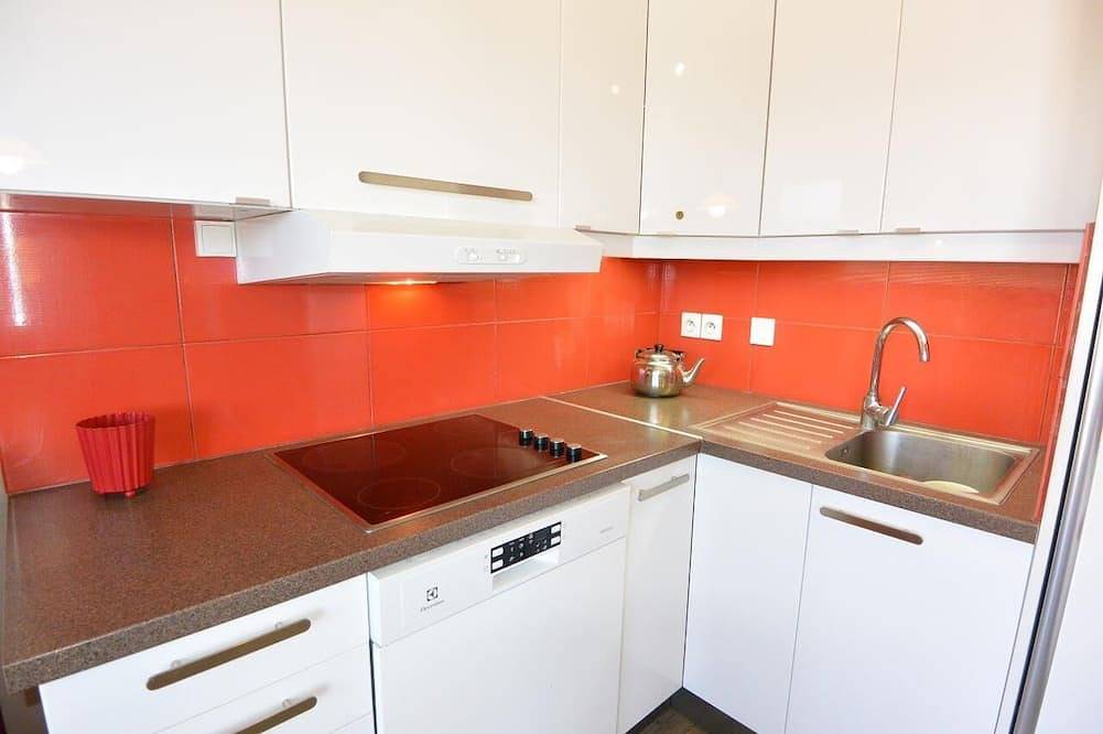 Apartamento entero, Risoul 4 bedroom duplex sleeps 11, at the foot of the slopes, summer winter in Station de Risoul, Risoul