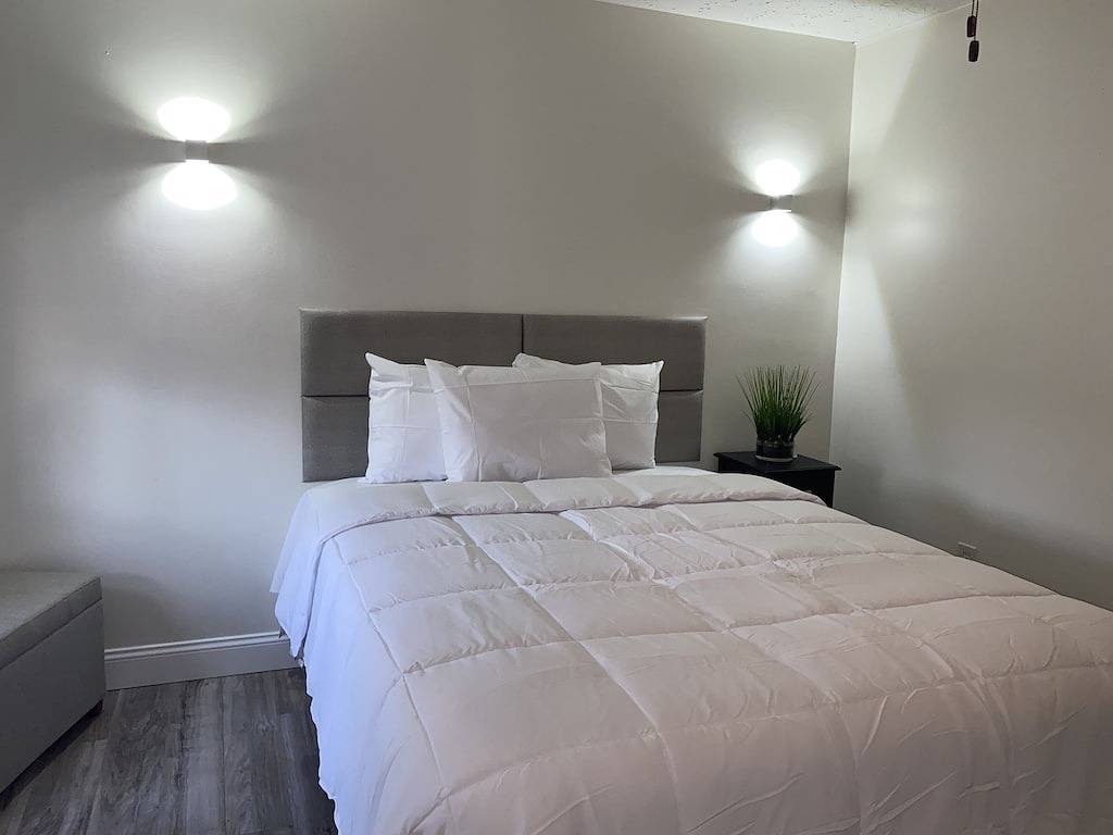 Private 4 Bdrm house, 5 Miles from Downtown #6 in Indianapolis, Indiana