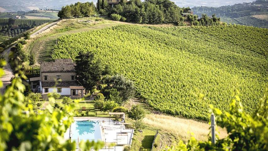 Appartamento per 2 persone, con piscina e giardino in Ripatransone