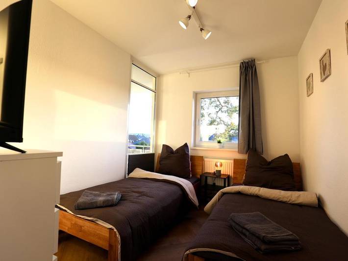 Ferienwohnung für 6 Personen, mit Balkon in Ludwigsfelde - 2