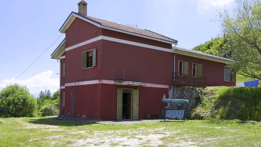 Ferienhaus für 11 Personen, mit Pool und Garten