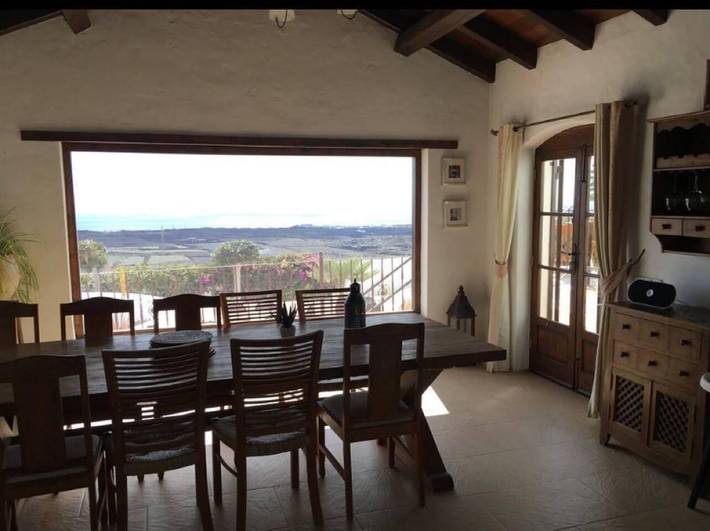 Chalet para 8 personas, con jacuzzi además de jardín y piscina, Familias con niños en Lanzarote - 2