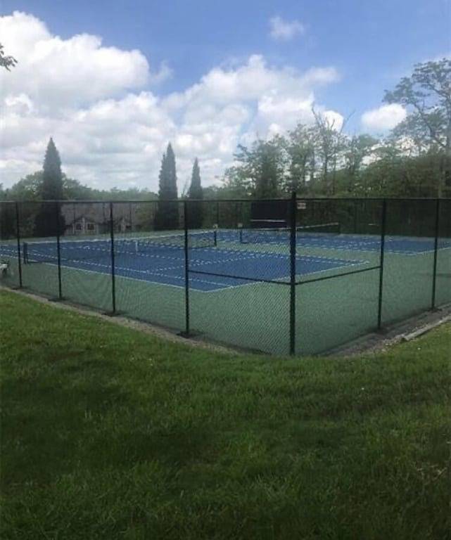 Ganze Wohnung, Eine gemütliche Eigentumswohnung im Herbst mit einer großartigen Aussicht auf das Hidden Valley Resort - familien- / kinderfreundlich in Hidden Valley, Pennsylvania