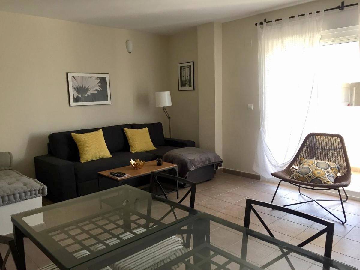 Apartamento entero, Two-Bedroom Apartment in Retamar, Almería