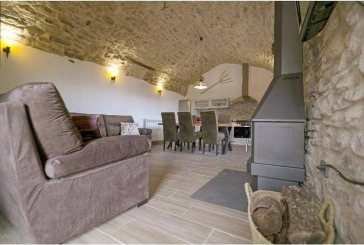 Four-Bedroom House in Graus, Pirineo Aragonés
