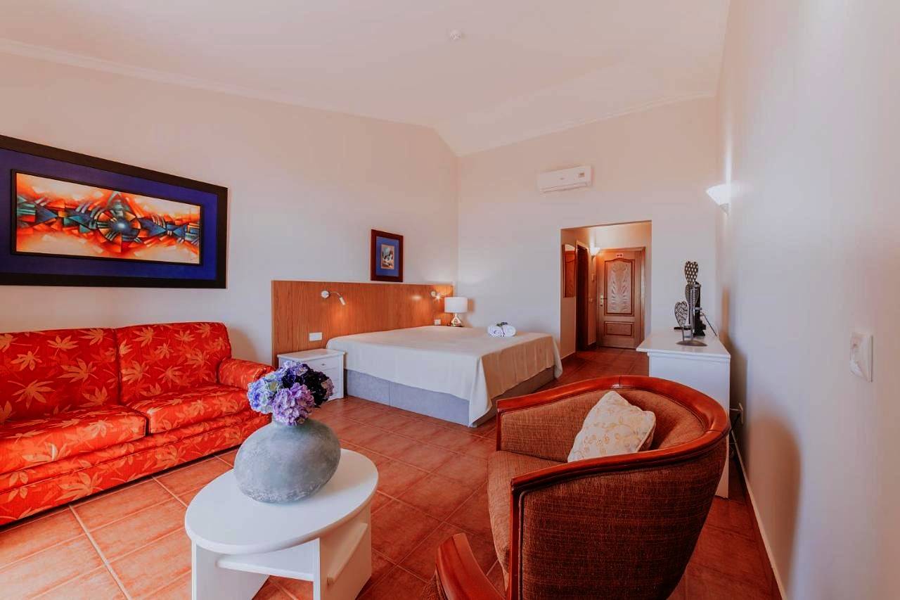 Villa Amore Accommodation by Amazing Madeira in Paul Do Mar, Madeira
