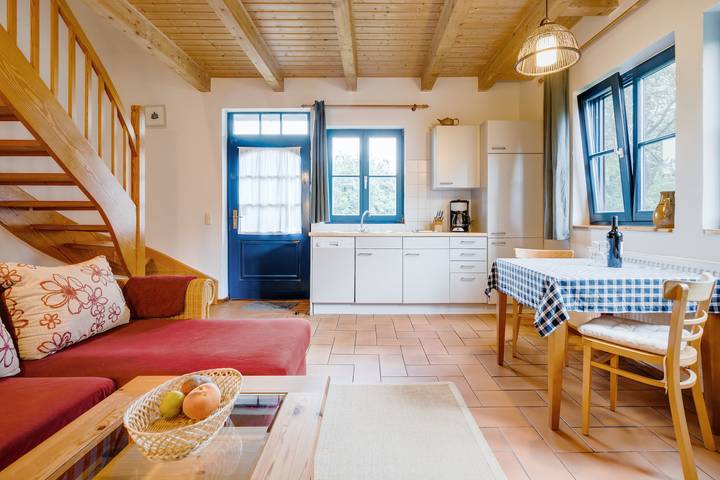 Ferienwohnung für 4 Personen, mit Terrasse und Garten sowie Sauna und Ausblick