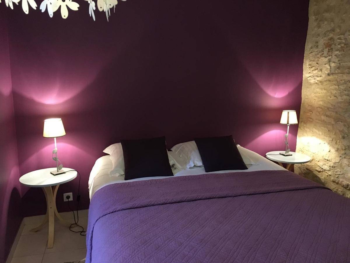 Double Room with Terrace in Saint-Germain-de-Belvès, Périgord Noir