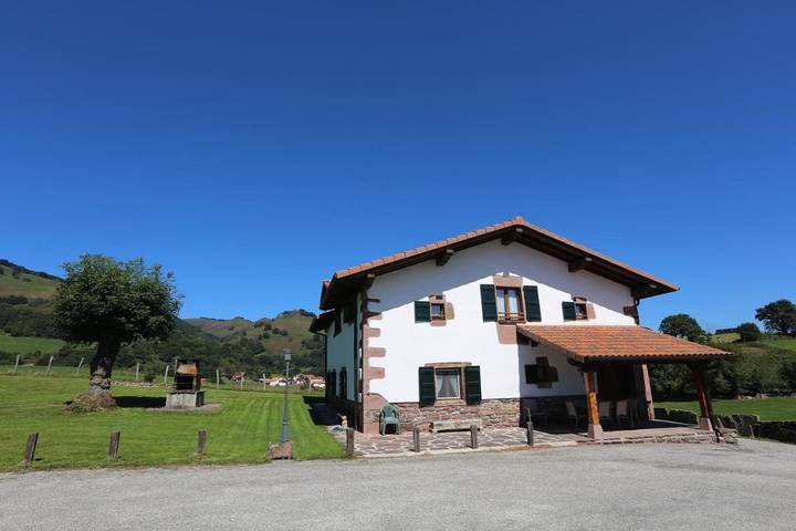 Casa rural para 8 personas, con Terraza además de Jardín y Vistas en Navarra - 2
